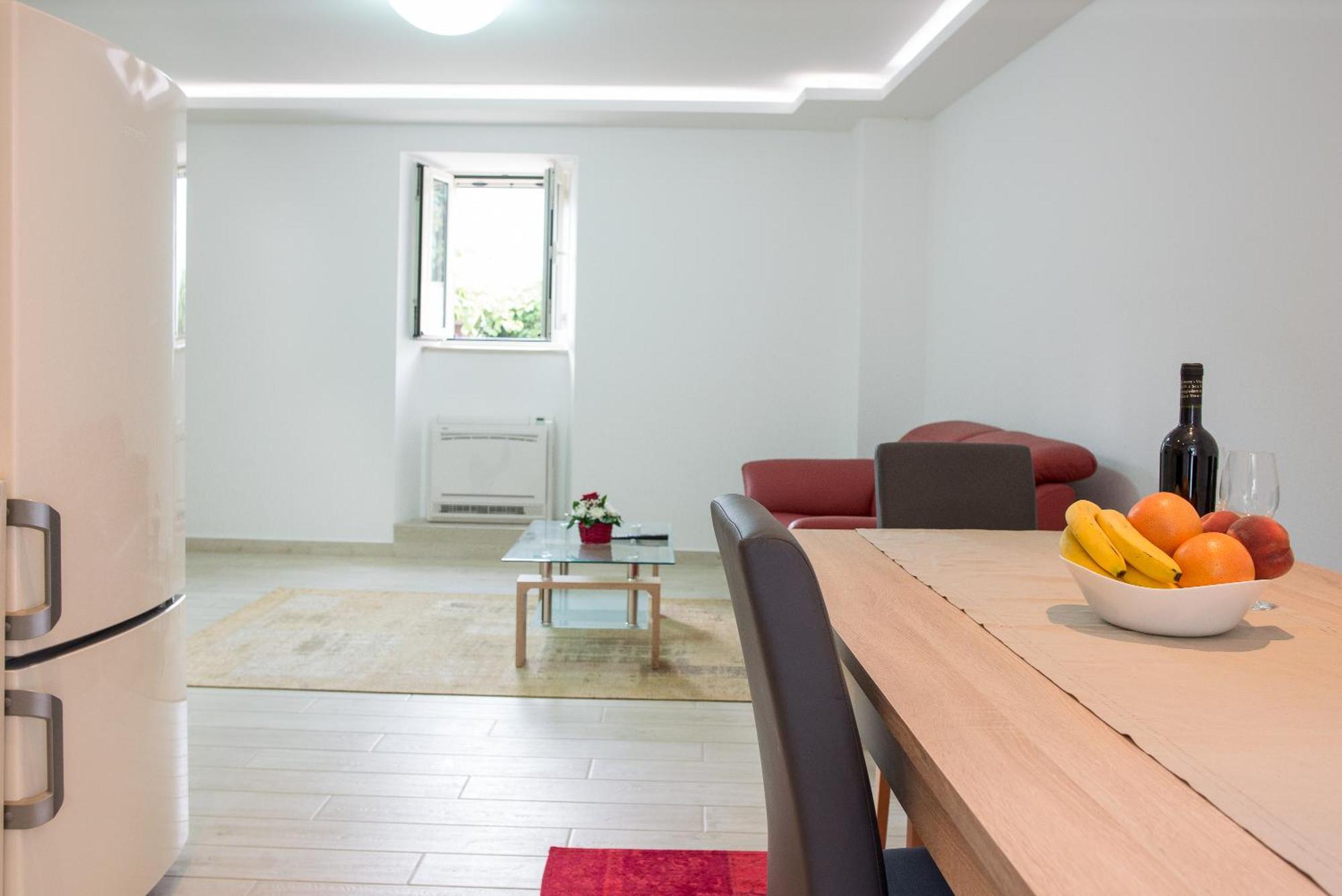 Apartments D&V Котор Стая снимка